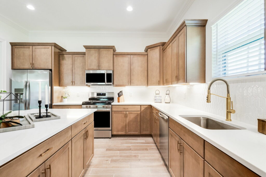 11-web-or-mls-Longleaf Model Home-10