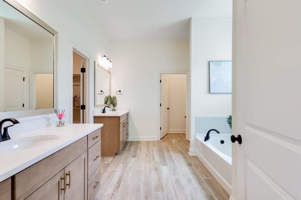 Longleaf Master Bathroom (1)