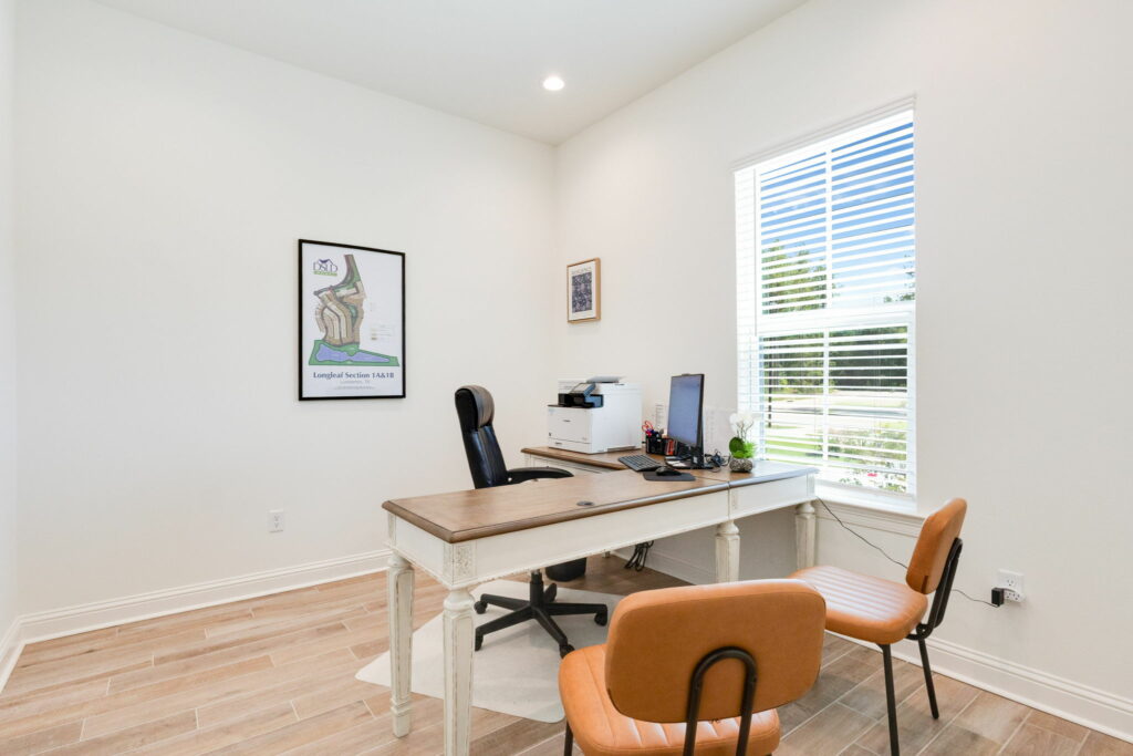 28-web-or-mls-Longleaf Model Home-27