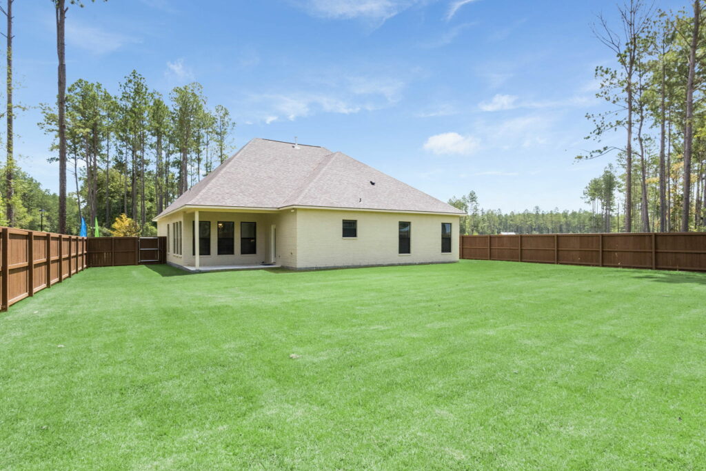 40-web-or-mls-Longleaf Model Home-40